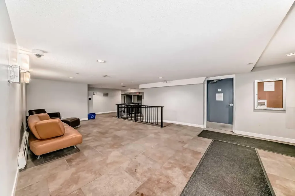 2307 14 Street SW Calgary AB T2T3T5
