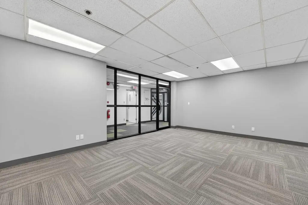 1109 17 Avenue SW Calgary AB T2T 0B4