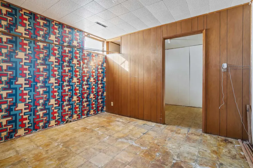 5316 55 Avenue Viking AB T0B 4N0