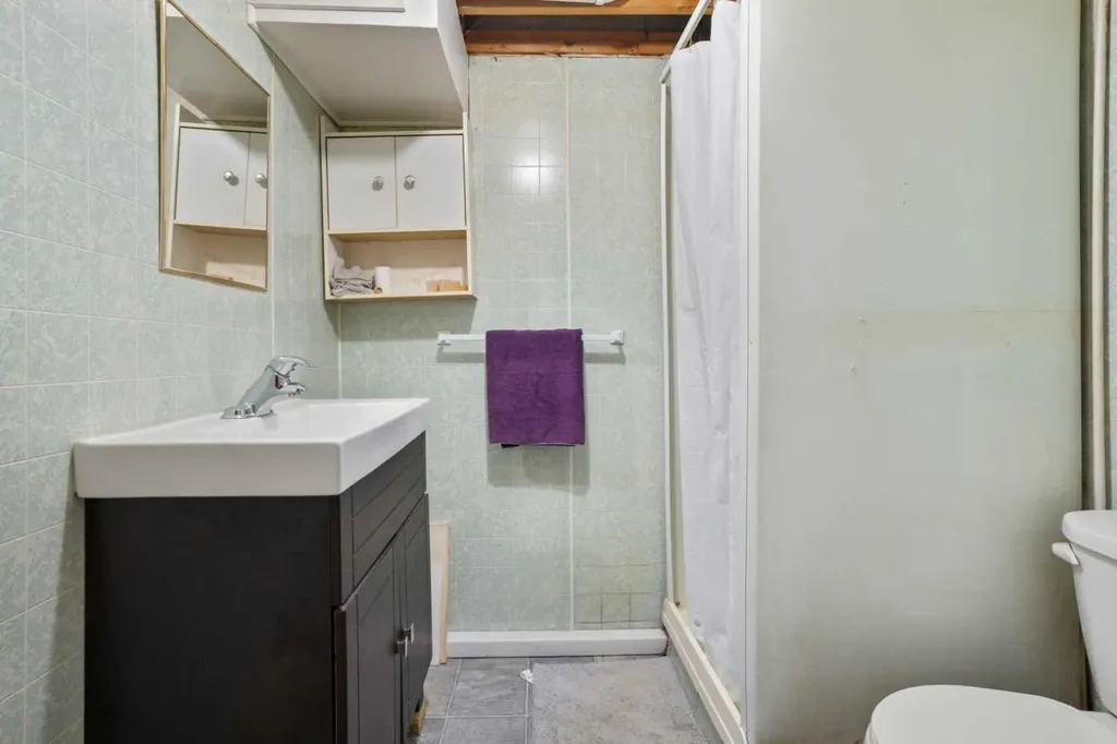 5316 55 Avenue Viking AB T0B 4N0