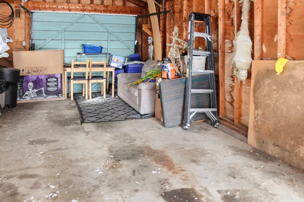 5110 51 Street Daysland AB T0B 1A0
