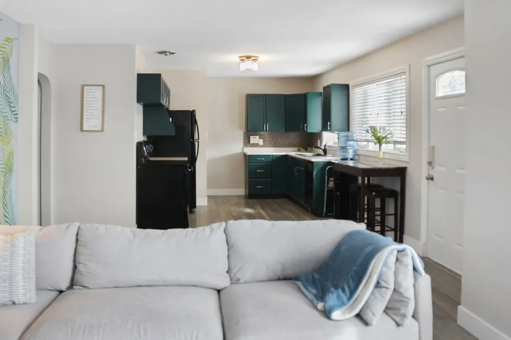 5110 51 Street Daysland AB T0B 1A0