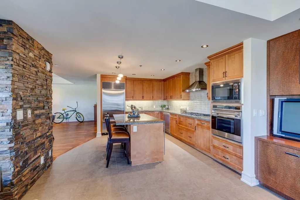 600 Princeton Way SW Calgary AB T2P 5N4