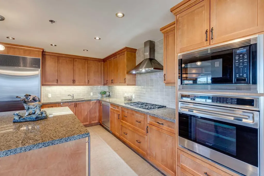 600 Princeton Way SW Calgary AB T2P 5N4