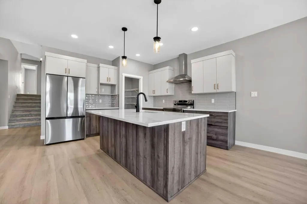 409 Rivergrove Chase W Lethbridge AB T1K 8E9