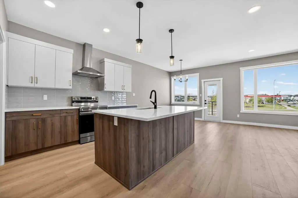 409 Rivergrove Chase W Lethbridge AB T1K 8E9