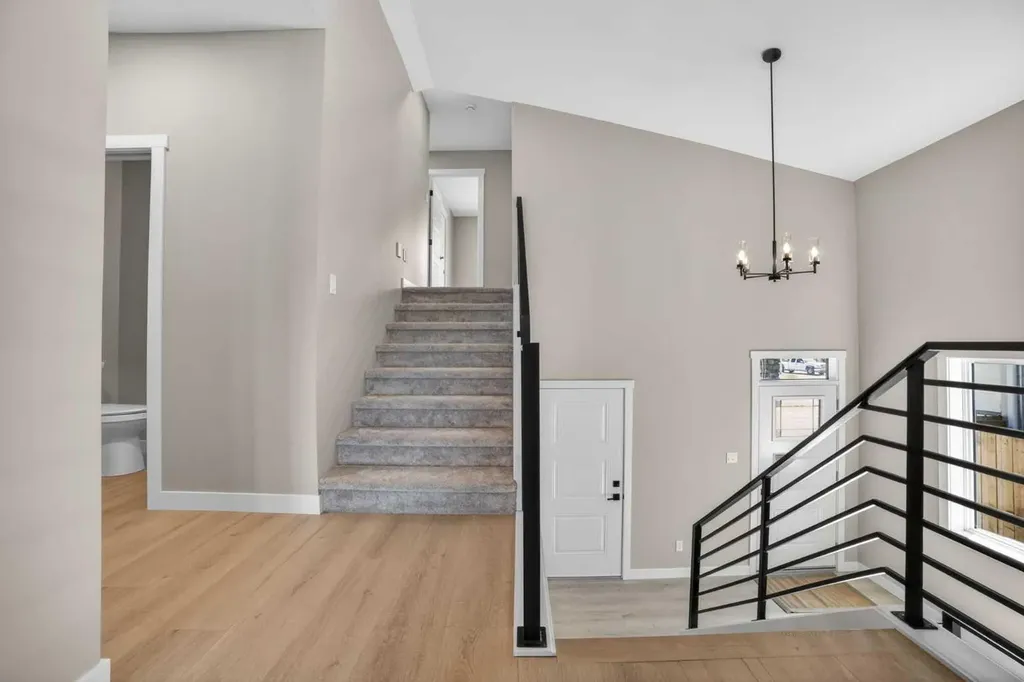 409 Rivergrove Chase W Lethbridge AB T1K 8E9