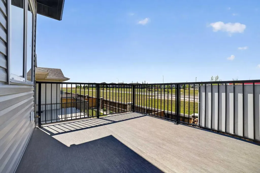 409 Rivergrove Chase W Lethbridge AB T1K 8E9