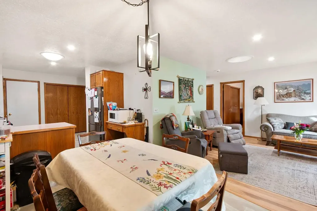 4102 Silverpark Estates Close Olds AB T4H1B4