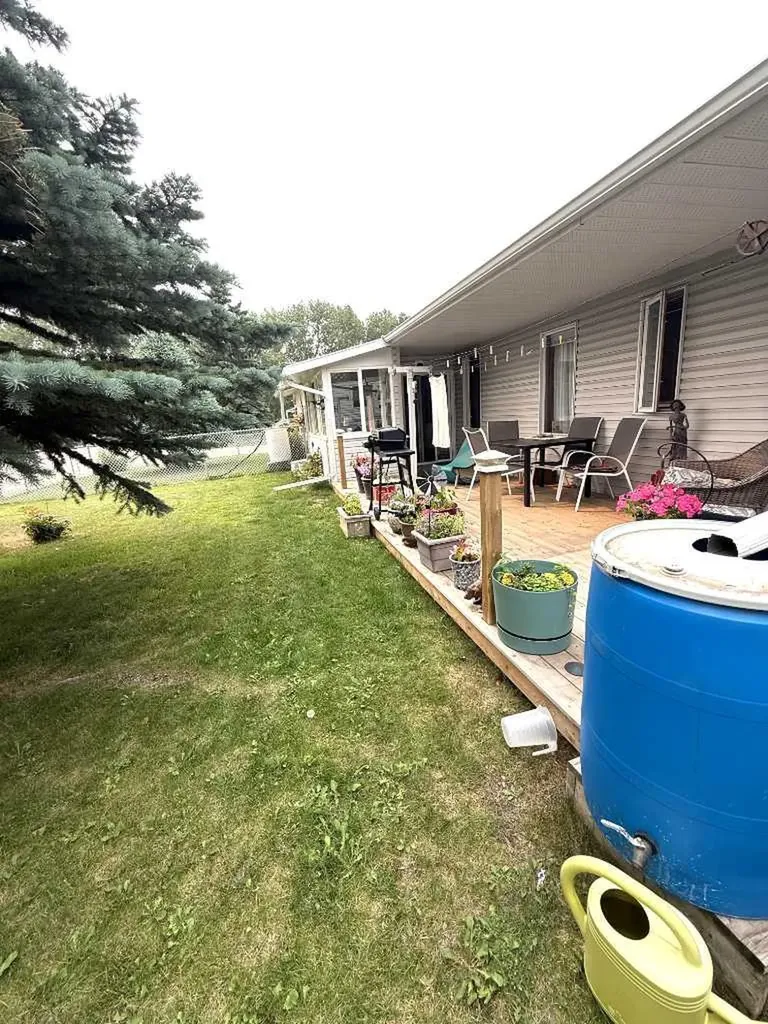 4102 Silverpark Estates Close Olds AB T4H1B4