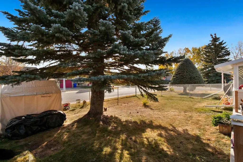 4102 Silverpark Estates Close Olds AB T4H1B4
