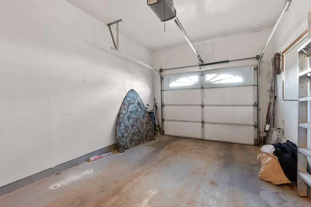 4102 Silverpark Estates Close Olds AB T4H1B4