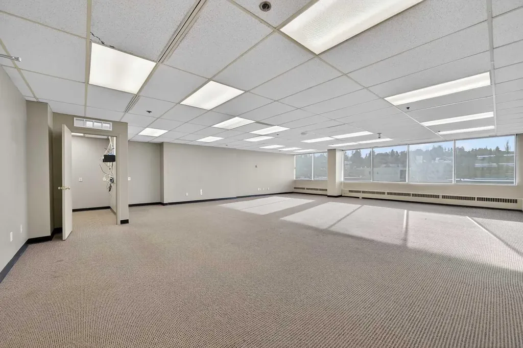 1109 17 Avenue SW Calgary AB T2T 0B4