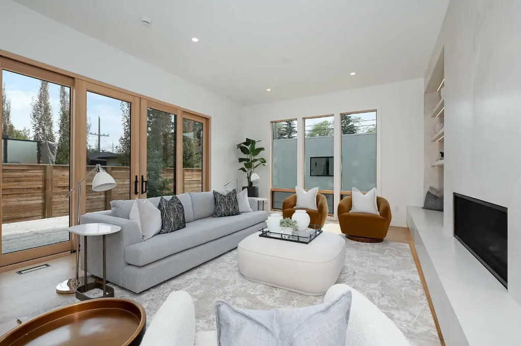 517 28 Avenue NW Calgary AB T2M 2K9
