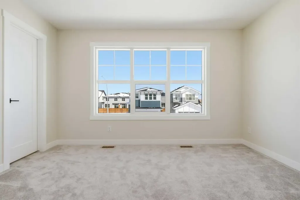 302 Kinniburgh Loop Chestermere AB T1X 3C3