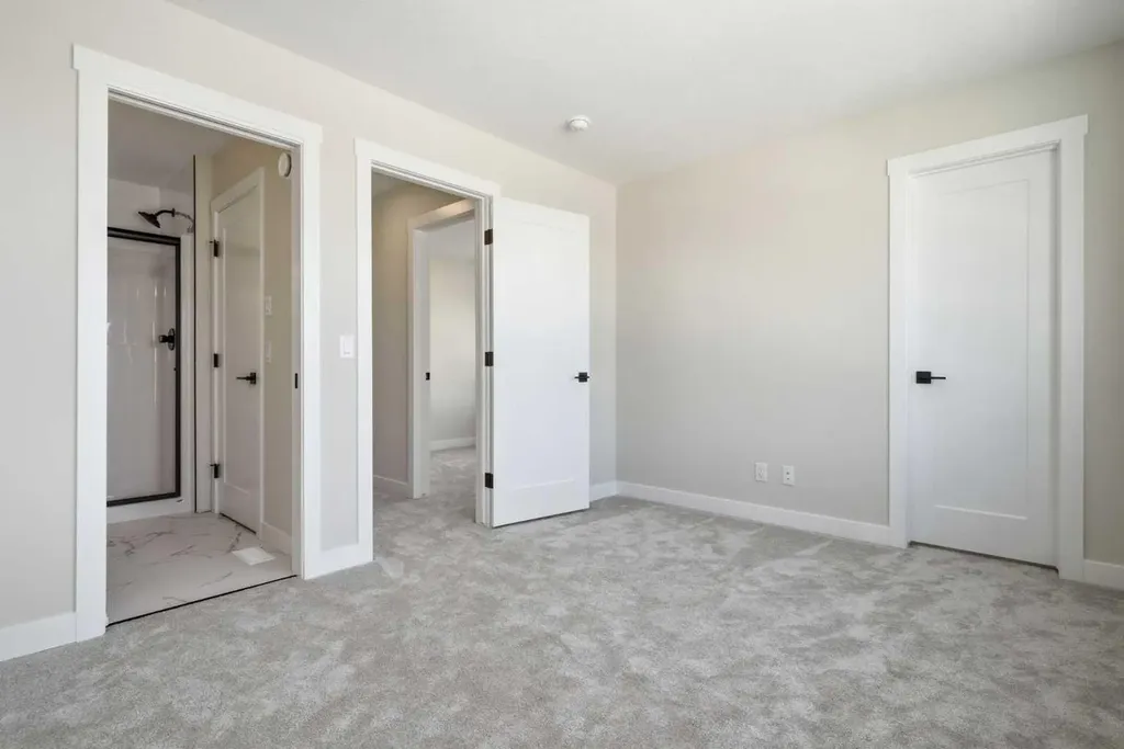302 Kinniburgh Loop Chestermere AB T1X 3C3
