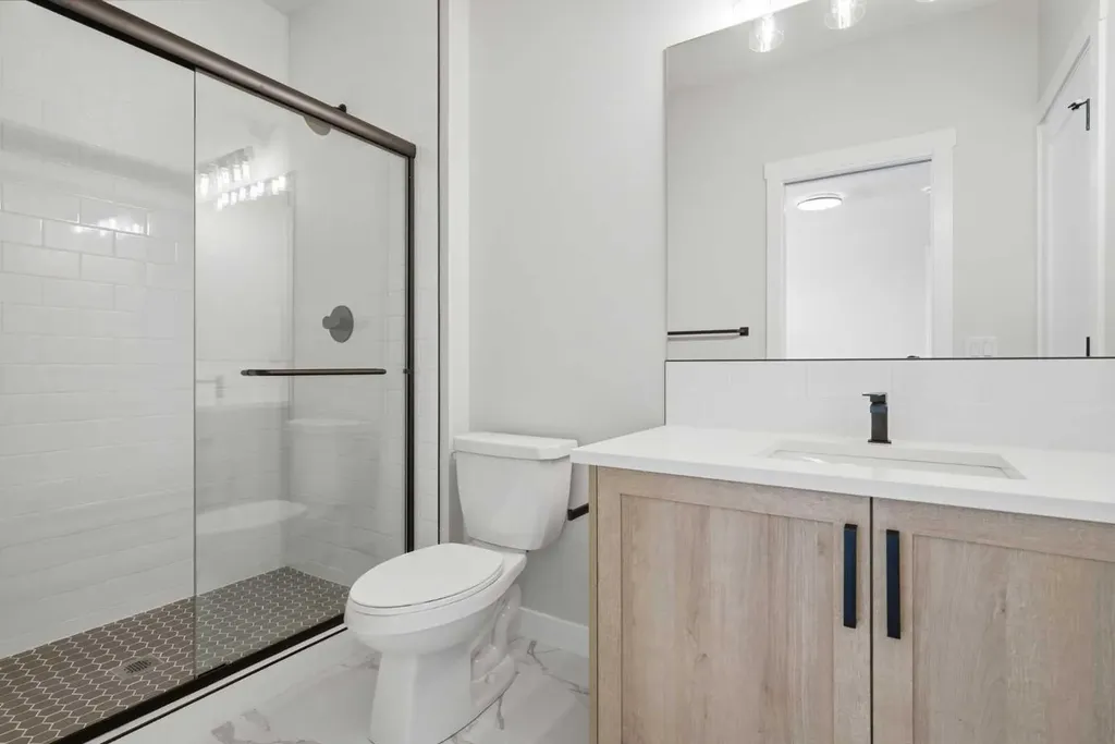 302 Kinniburgh Loop Chestermere AB T1X 3C3