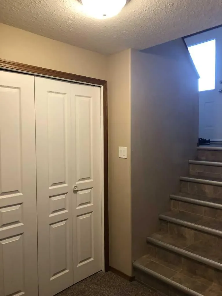 2608B 11 Avenue Wainwright AB T9W 1W2