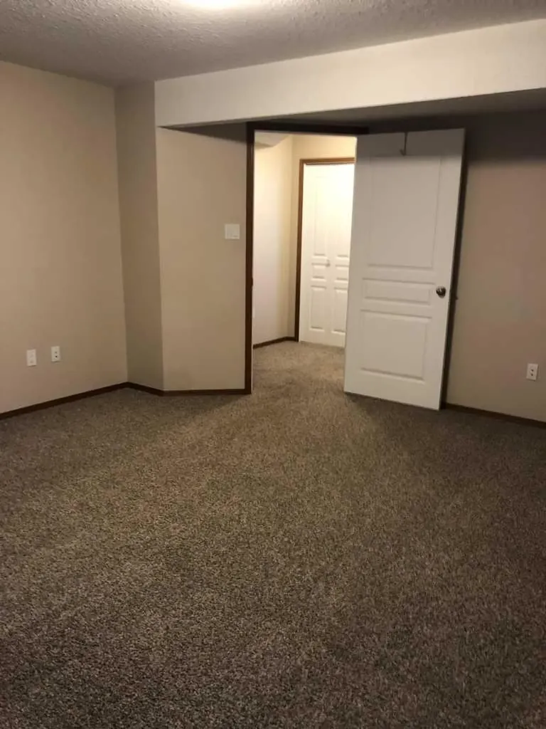 2608B 11 Avenue Wainwright AB T9W 1W2