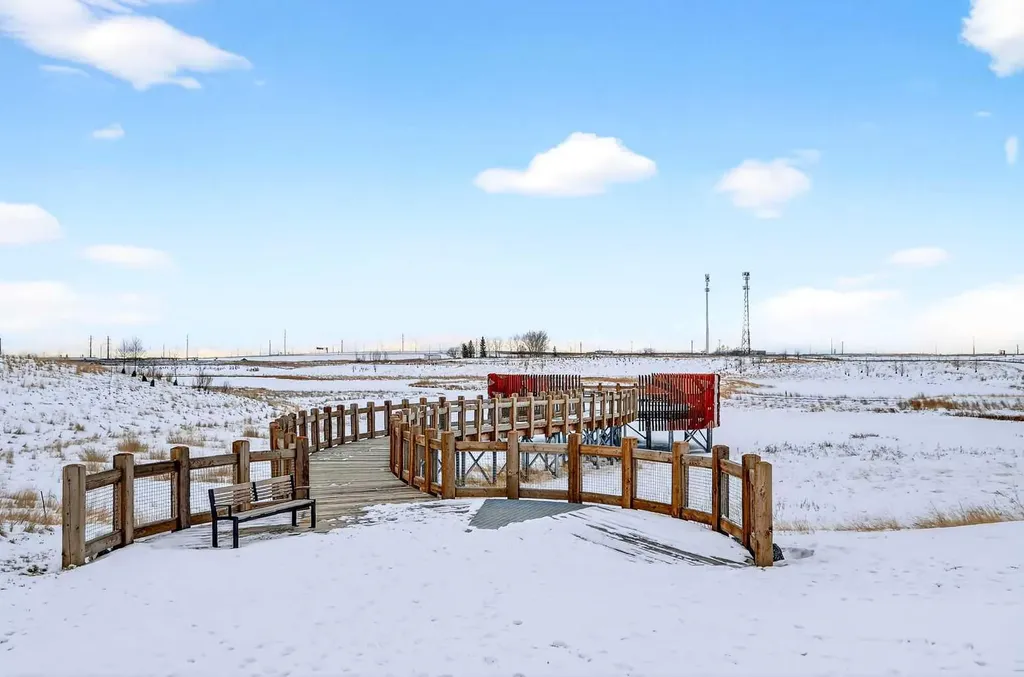 321 Hotchkiss Drive SE Calgary AB T3S 0X5