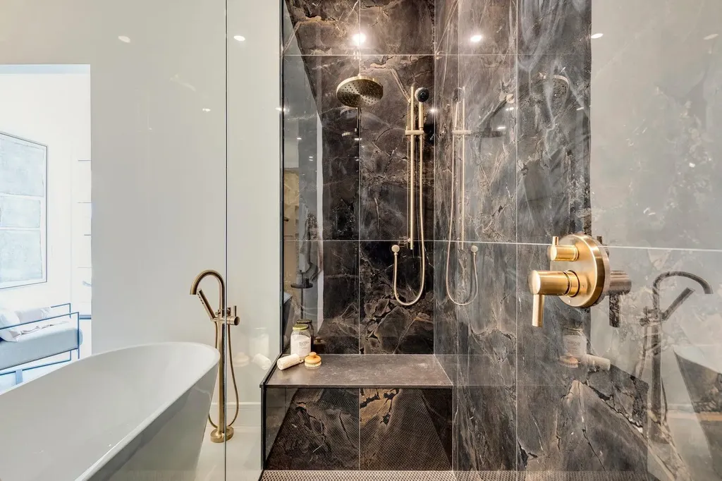 15 Normandy Lane SW Calgary AB T3E 7K1