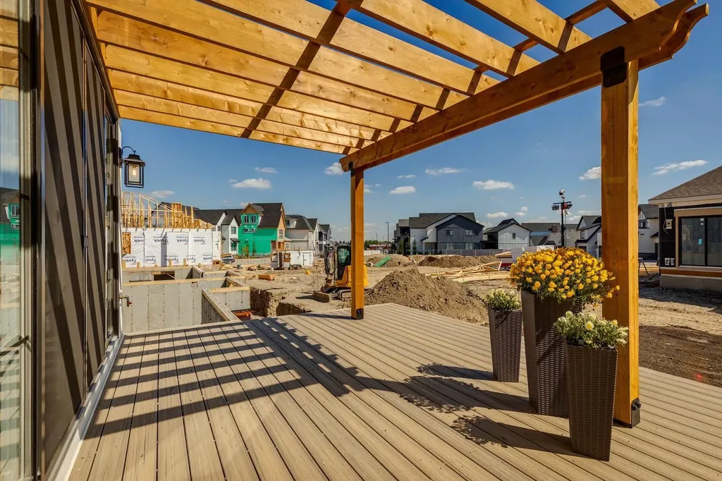 15 Normandy Lane SW Calgary AB T3E 7K1