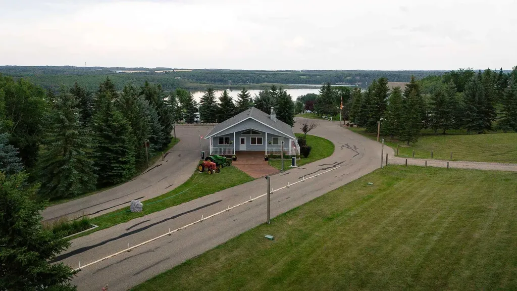 25054 South Pine Lake Road Rural Red Deer County AB T0M 1R0
