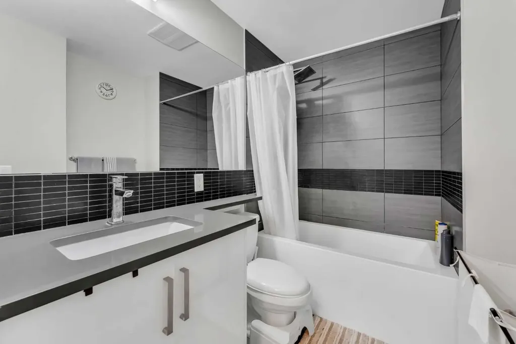 515 4 Avenue NE Calgary AB T2E0J9