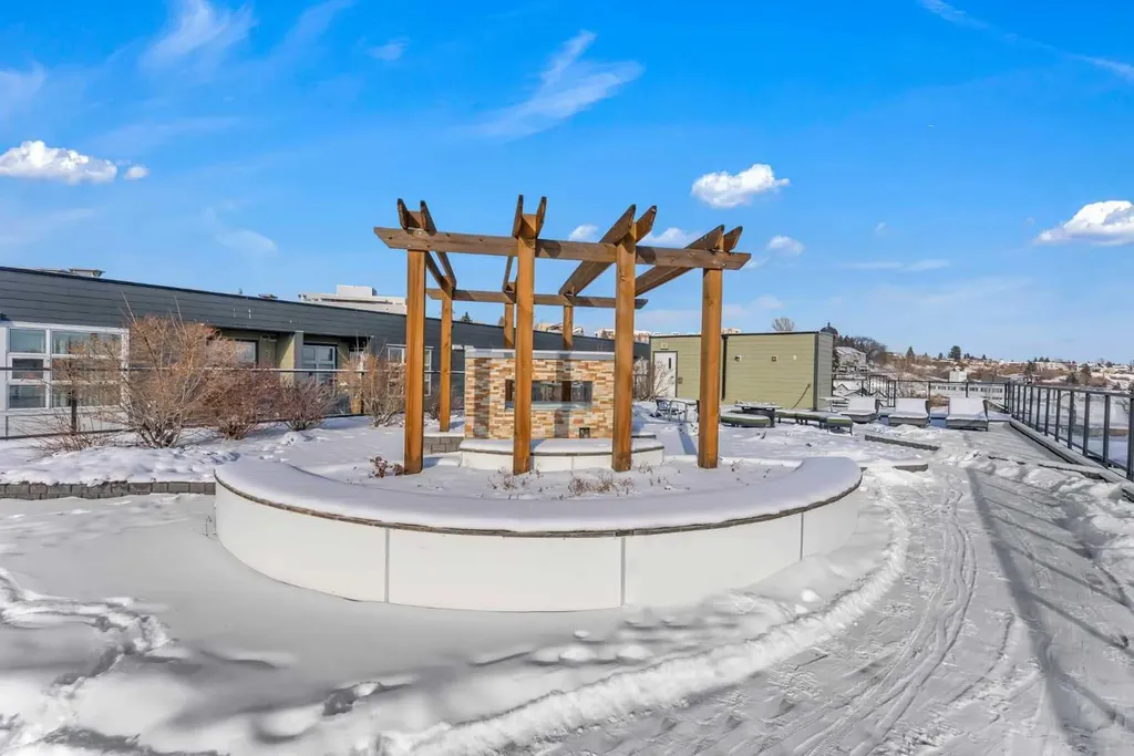 515 4 Avenue NE Calgary AB T2E0J9