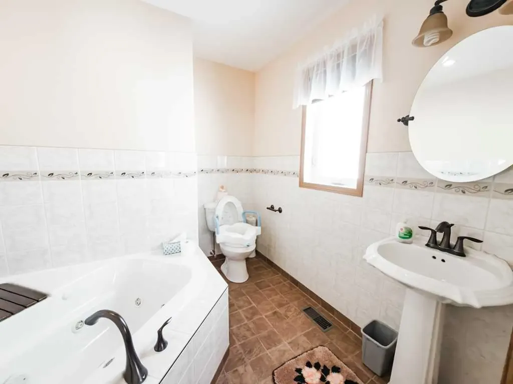 9910 95 Street La Crete AB T0H2H0