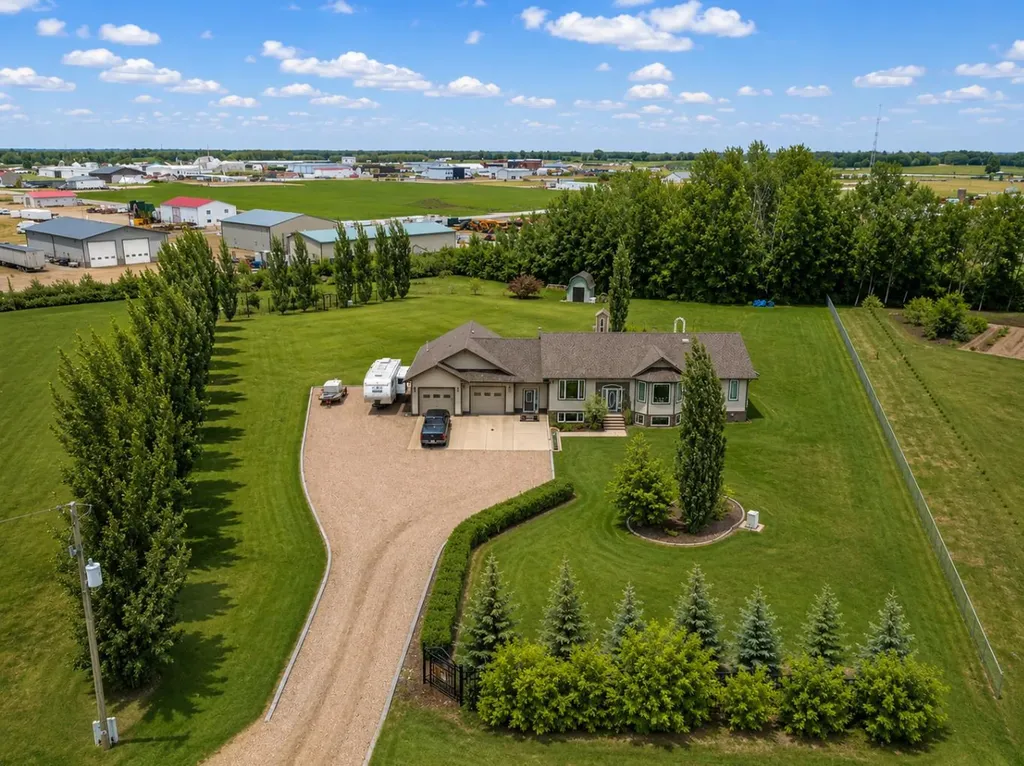 9910 95 Street La Crete AB T0H2H0