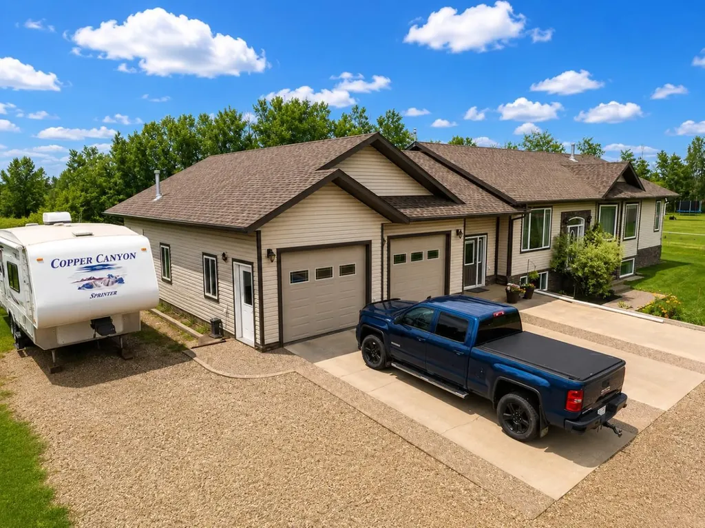 9910 95 Street La Crete AB T0H2H0