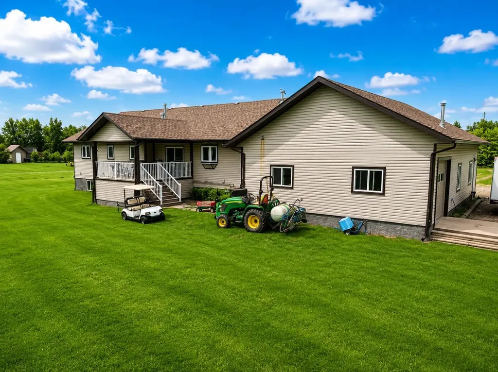 9910 95 Street La Crete AB T0H2H0