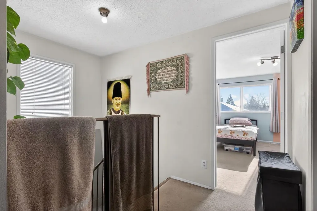 31 Templeby Way NE Calgary AB T1y5n7
