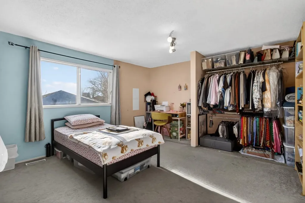 31 Templeby Way NE Calgary AB T1y5n7