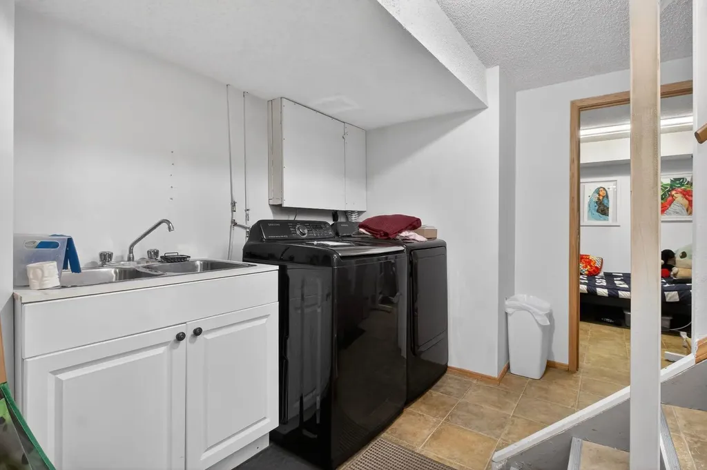 31 Templeby Way NE Calgary AB T1y5n7