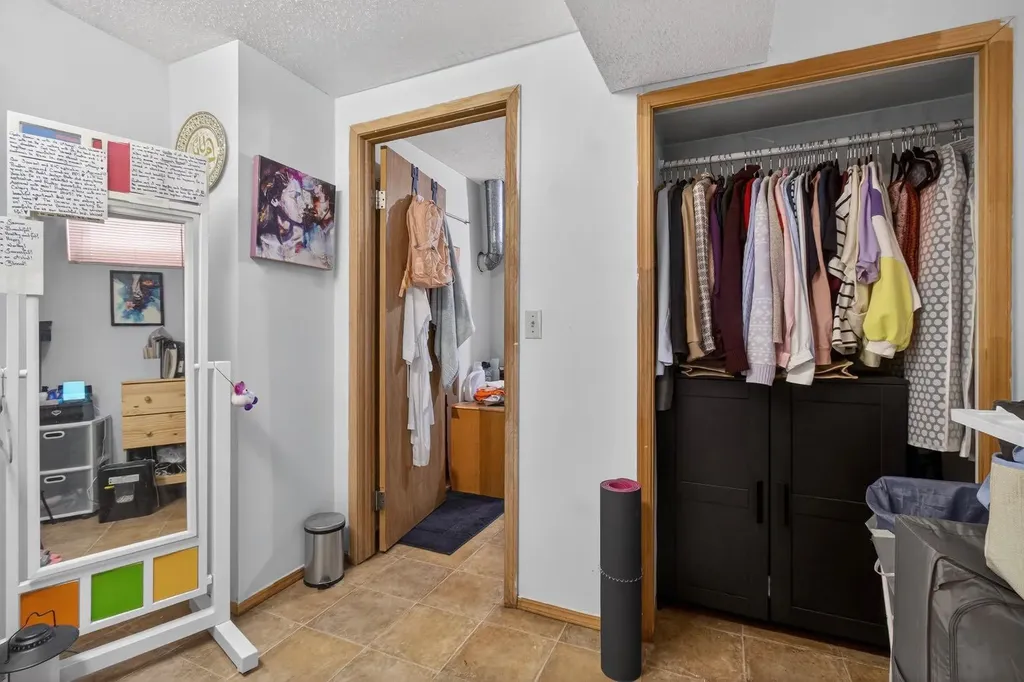 31 Templeby Way NE Calgary AB T1y5n7
