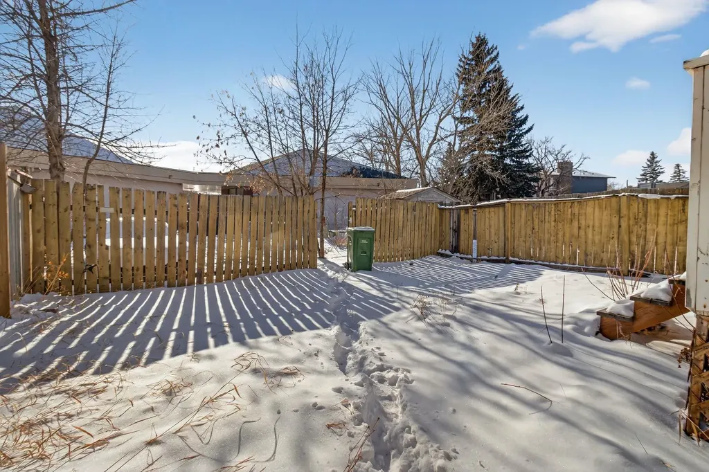 31 Templeby Way NE Calgary AB T1y5n7