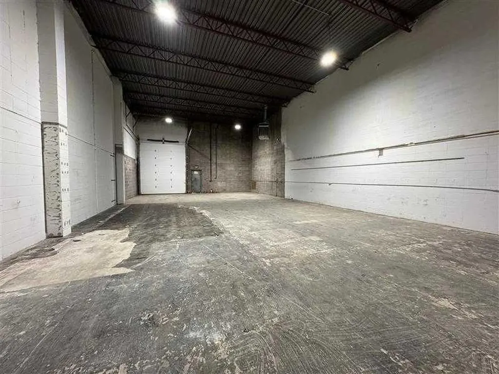 1830 52 Street SE Calgary AB T2B 1N1
