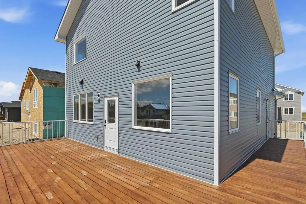 123 Coote Street Cayley AB T0L 0P0