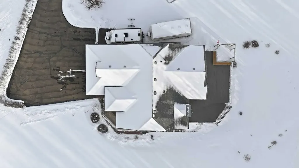 26110 Highway 11 Rural Red Deer County AB T4E1C2
