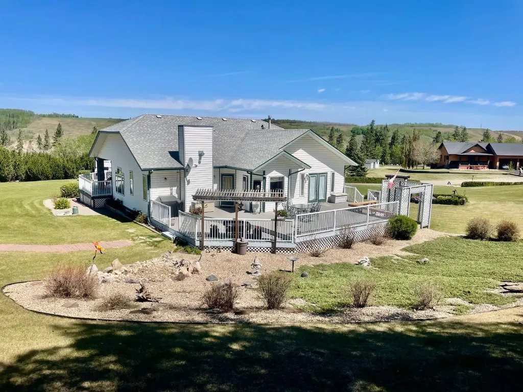26110 Highway 11 Rural Red Deer County AB T4E1C2
