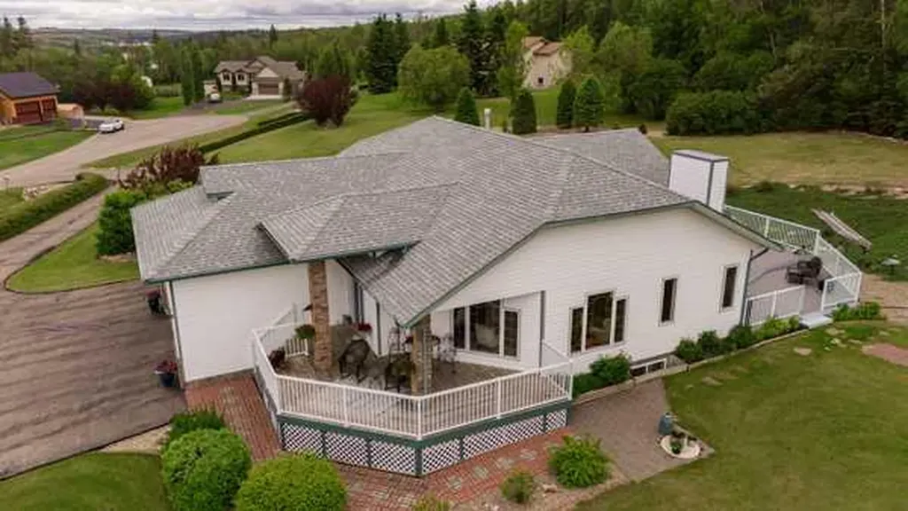 26110 Highway 11 Rural Red Deer County AB T4E1C2