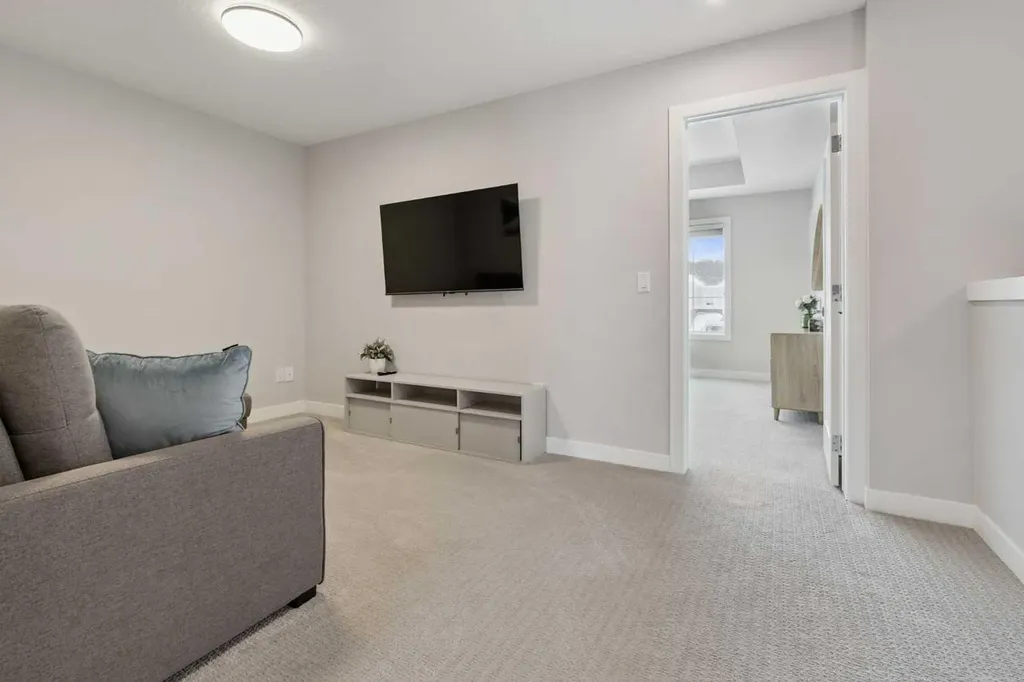 556 Chelsea Gardens Chestermere AB T1X2V4