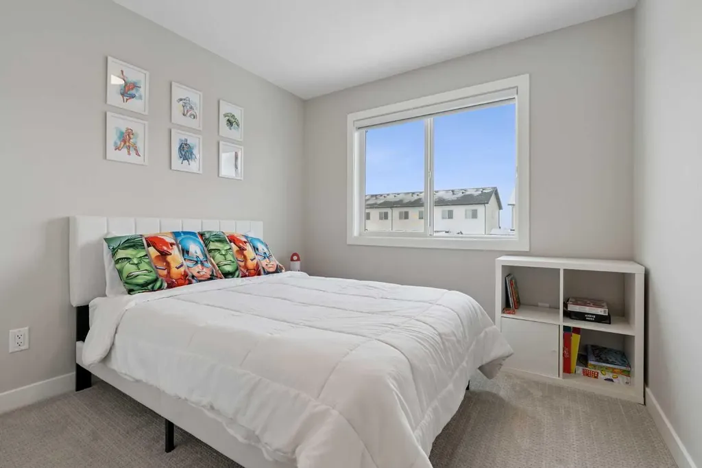 556 Chelsea Gardens Chestermere AB T1X2V4