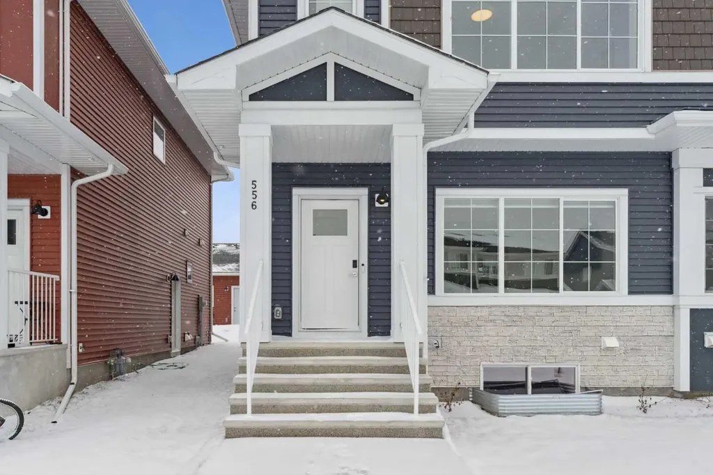 556 Chelsea Gardens Chestermere AB T1X2V4