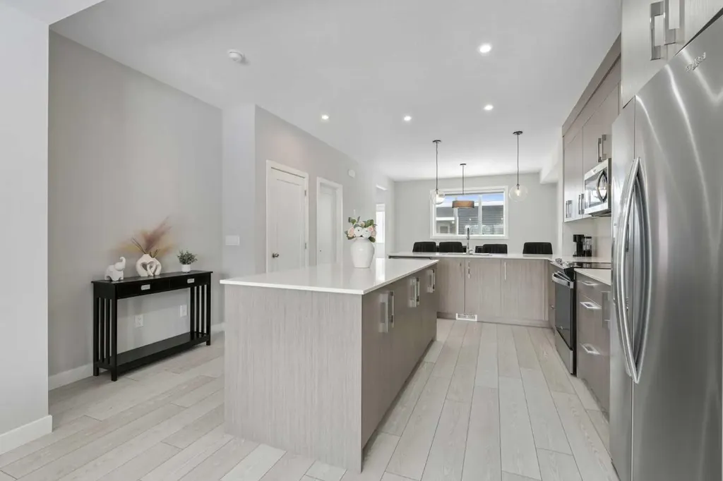 556 Chelsea Gardens Chestermere AB T1X2V4