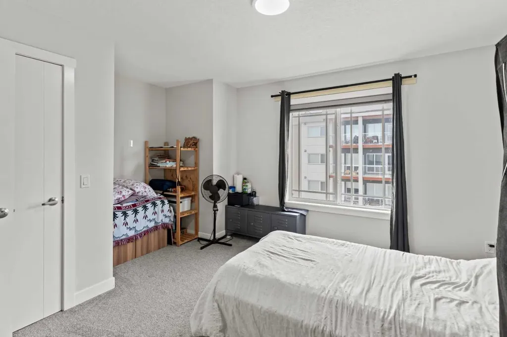 95 Skyview Close NE Calgary AB T3N 1X2