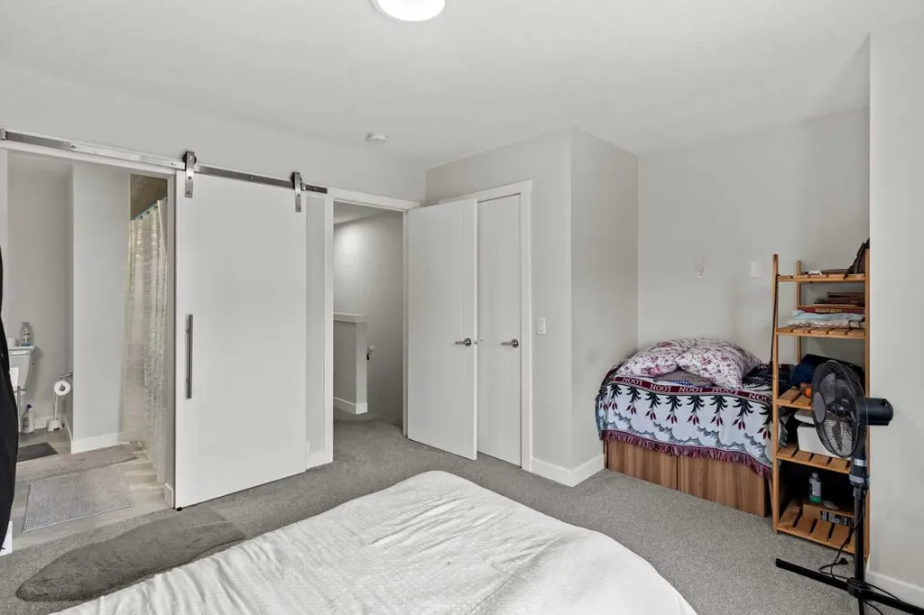 95 Skyview Close NE Calgary AB T3N 1X2