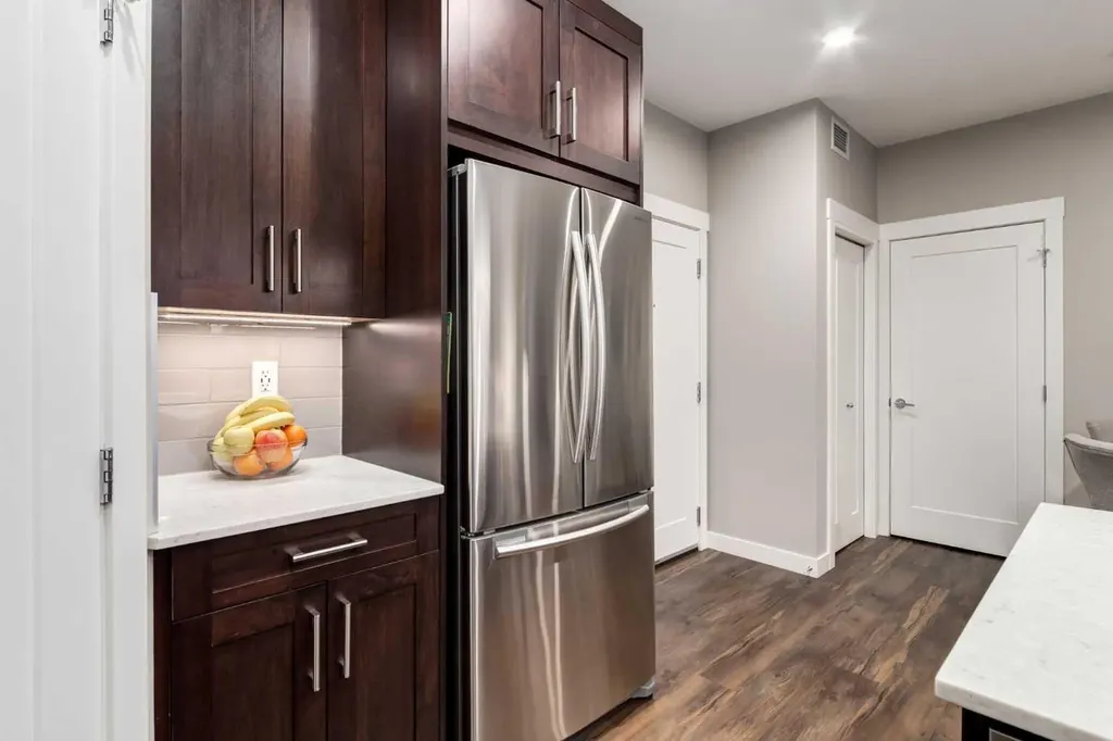 10 Walgrove Walk SE Calgary AB T2X 4E3